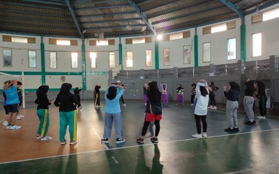 Tingkatkan Sportivitas dan Kekompakan, Siswa SMK Muhammadiyah 3 Tangsel Aktif dalam Ekstrakurikuler Bola Voli